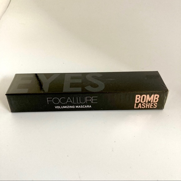 BabeBox Cosmetics Set - Picture 9 of 10